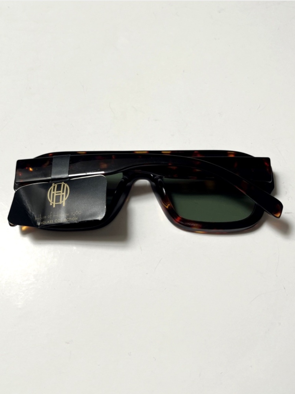 House of Harlow 1960 Tortoiseshell Sunglasses with Green Lenses - Picture 5 of 6